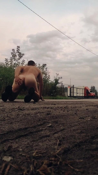 Merry Bell: Exhibitionist in der Öffentlichkeit in der Stadt