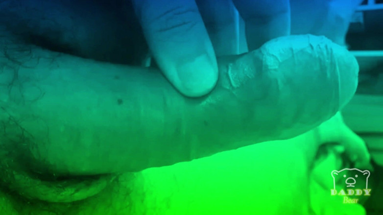CACOFLORIPA: Dick with veins very close up