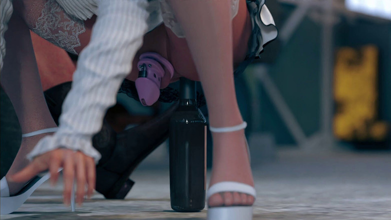 Trans Maaya: 年轻的娘娘腔肛交一个瓶子换制服：服从游戏