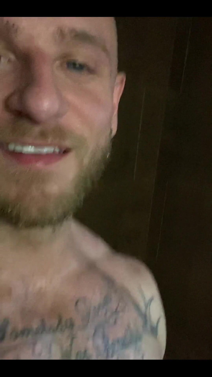 Leo Bayne: Little Shower Flex