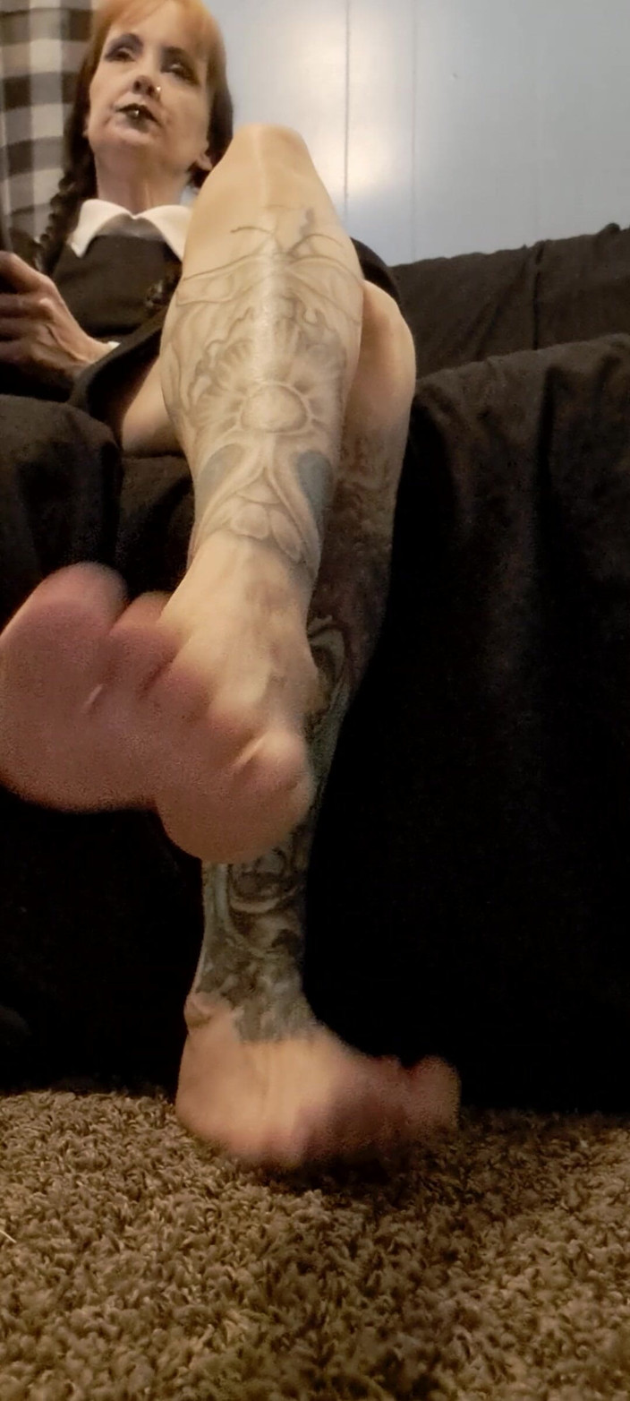 PandoraSG: 星期三脚忽略 - 角色扮演恋物癖