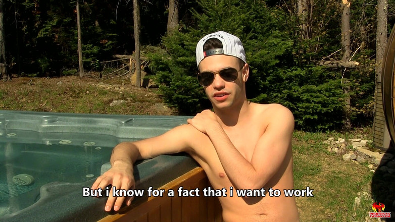 Phoenixxx: सेक्सी जैक के साथ धूप में