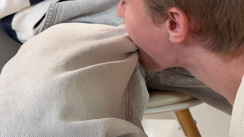 Ethan Lestray: Část 1 Úplně Vzala Velký V Ústech A Seděla Na Něm