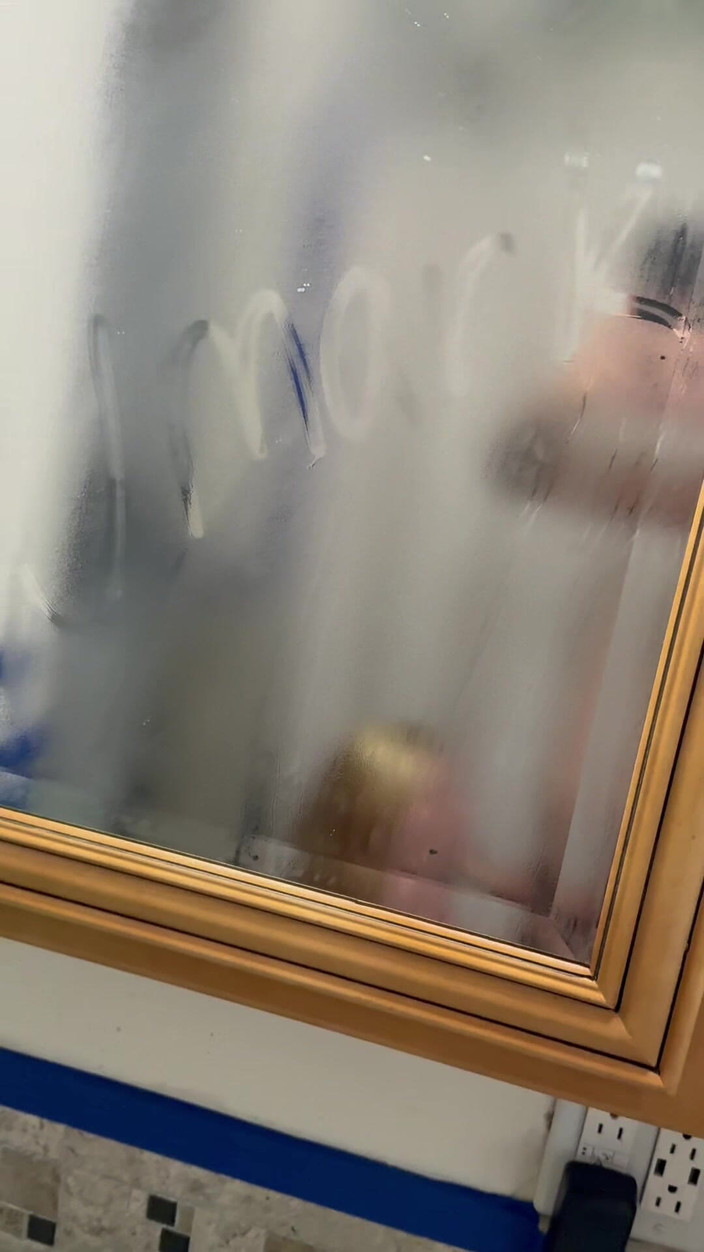 Jaycee starr: Kongkek bilik air Sneak