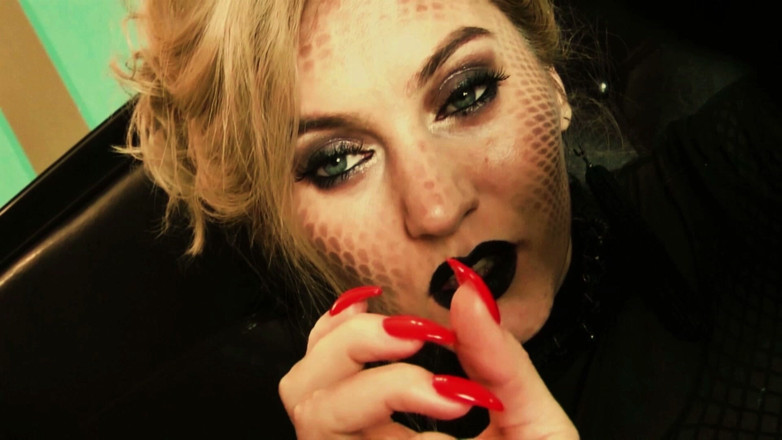 Goddess Celine: Halloween-förvandlingsfantasi