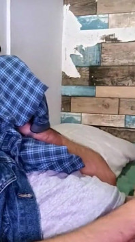 Vystříkám se na spodní prádlo, pak je nosím na univerzitu a pak se k nim znovu udělám