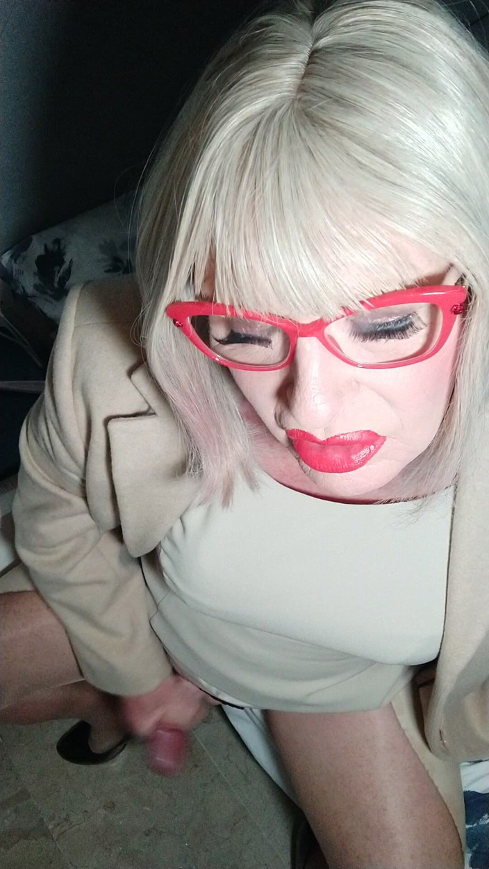 Emma Browne: Little Secretary