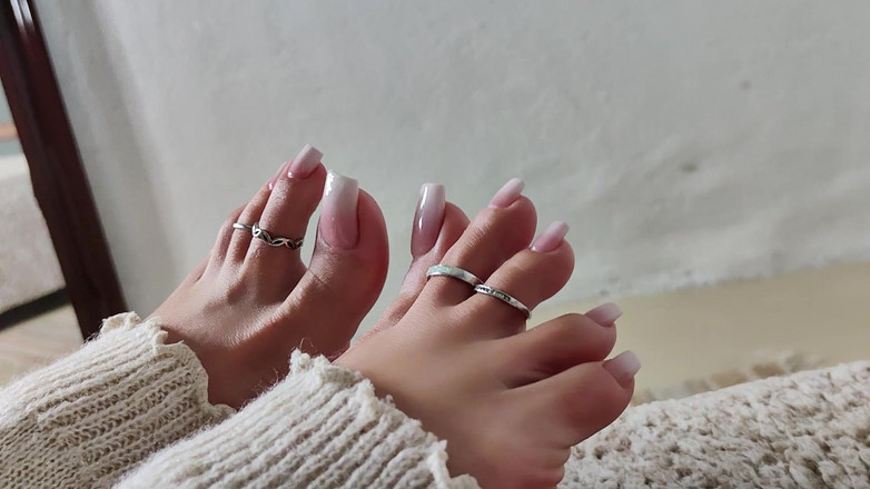 Goddess Lena: Puro gioco del piede!