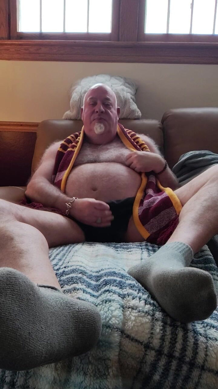 beardaddychub: 발 애호가 기쁨!