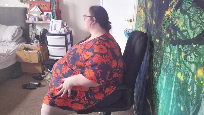 SSBBWLadyBrads: SSBBW Goddess Grwm Part 2 Sexy Body