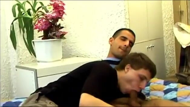 Gays Case: Sexy guy loves hot come dripping from his ass