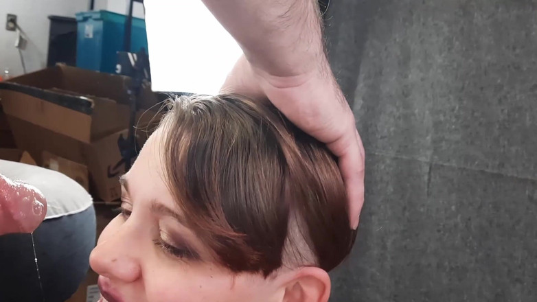 Golden Griffin: Gattina sottomessa - parte 2 - punto di vista