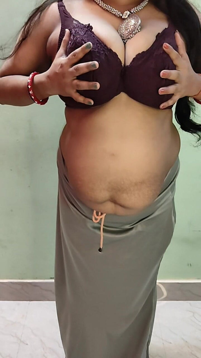 Kavita suman: Indian BBW Sexy Bhabhi Show