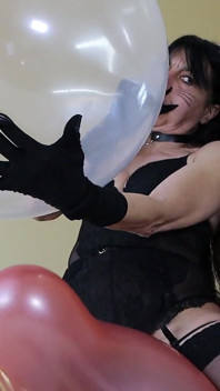 Sexy Balloon Cat in Heat