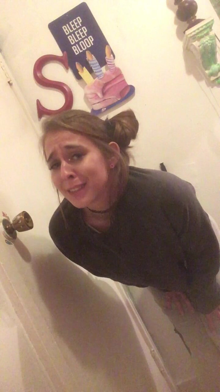 Alli Anderson: Erstes verzweiflungsspiel