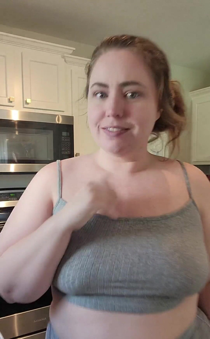 KinkyKatie: Ik hou ervan om mijn buurvrouw te verleiden