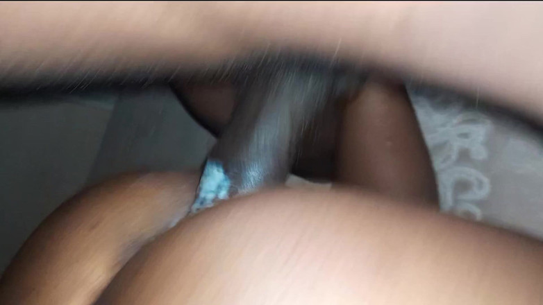 SweetCake: Жену с большой задницей с круглой жопой со сливочной киской жестко трахнул большой черный член