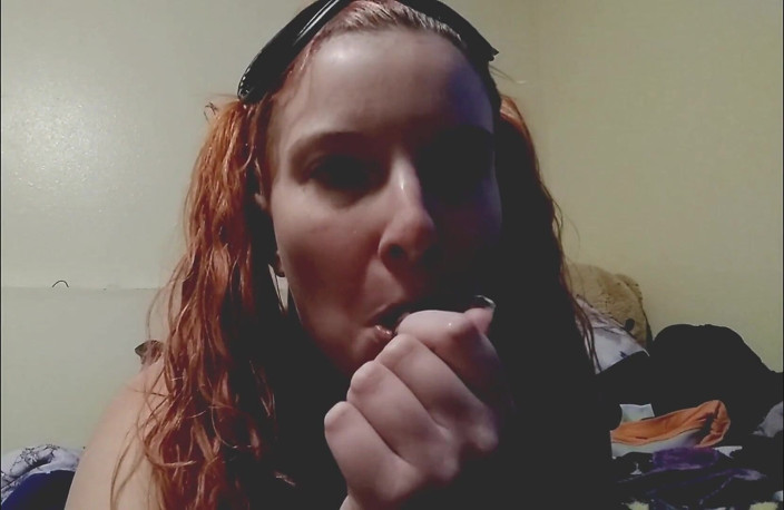 Kat Cumsalot Productions: Megan Steevens teases us again!