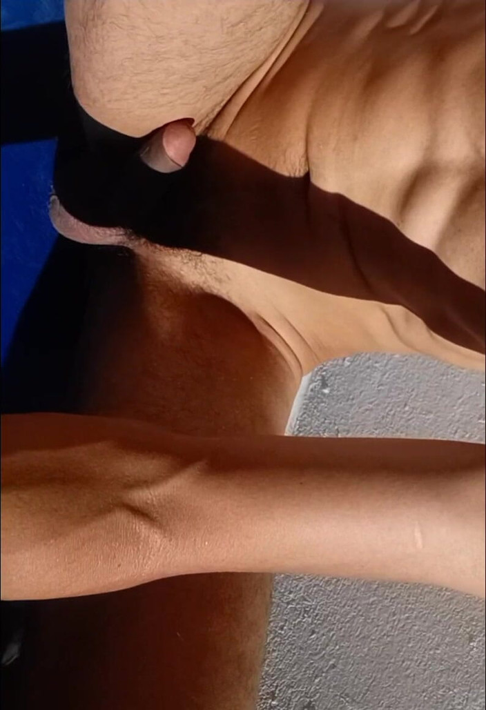 Nakedfer: Opalanie się