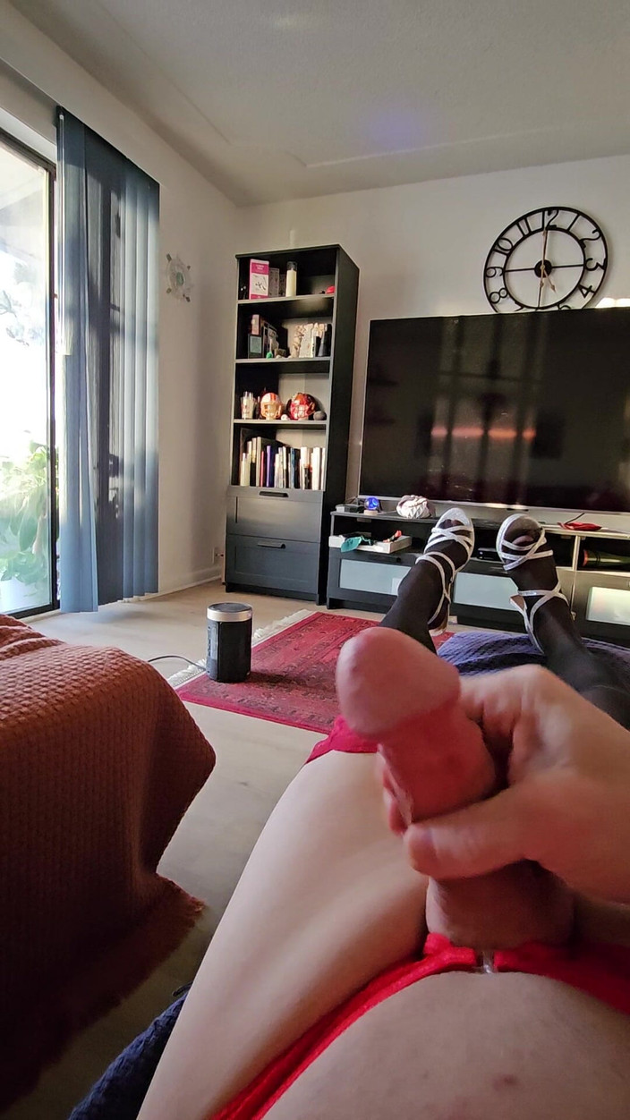 stefanspace96: 내 흑인 나일론과 반짝이는 하이힐을 신은 드리피 두꺼운 클라이맥스