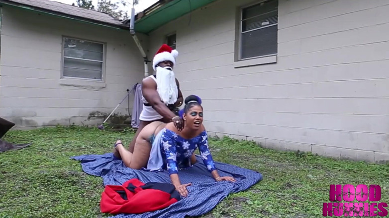 Hood Hunnies: Santa Empties His BBC Cream Filled Nut Sack Into a...