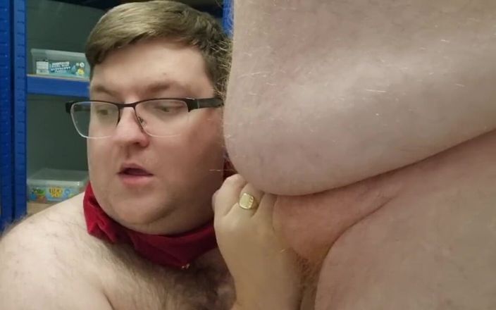 brummieboi89: Sugând tatălui în Sweet Shop