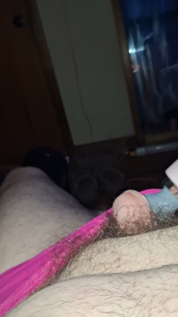 Pantygee: Klaarkomen recht in de camera Lense