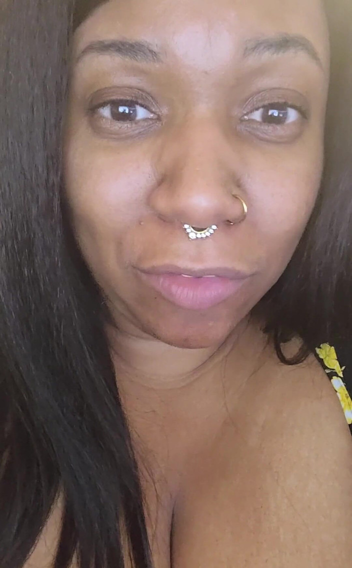 Josie4yourpleasure: Hai. Víkendový rozvrh: pátek a sobotu budeme hlídat a provádět...