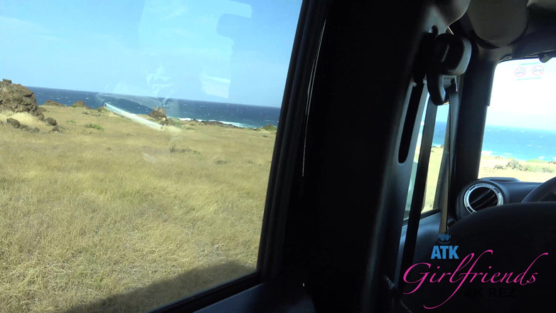 ATK Girlfriends: Sexy asiatische freundin lutscht pOV