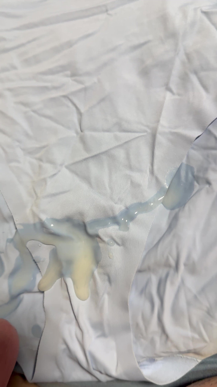 CumDaily: 妻のパンティに射精 6