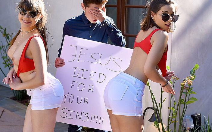 Step siblings studio: Sislovesme - Stygga styvsystrar Aria Lee &amp; Luna Rival Förför Latino Snubbe...