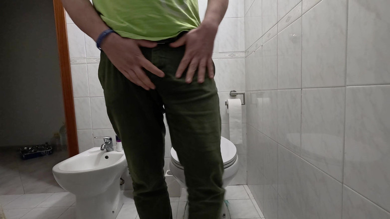 Kinky Guy: Chceš se ke mně přidat? Jen když máš žízeň. Mrdka a čůrání...