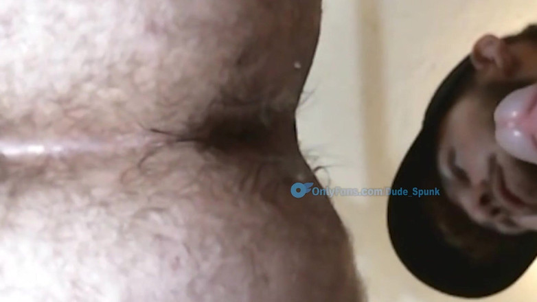 Dude_Spunk: Anonimo grosso cazzo peloso tradie eiacula in peloso un cucciolo...