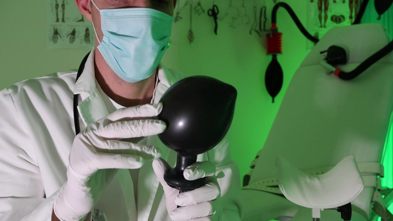 TomBakerBDSM: Bekaret küçülme programı bölüm 3 (4k)