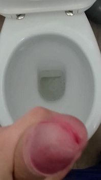 Big Dick Teen Huge Messy Cumshot