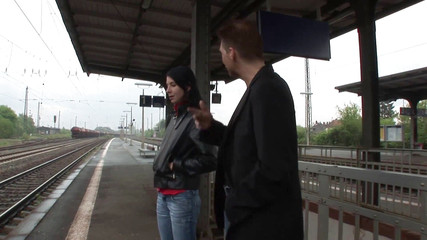 German amateur - 100% German hardcore videos: Brünette milf wird abgeschleppt und hart gepflügt