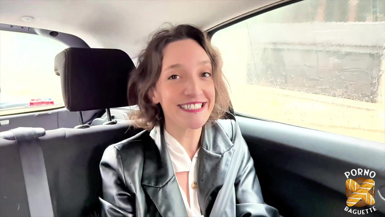 Porno Baguette: Lena, bella mora, ama il cazzo grosso