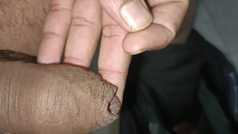 LovedSunsine1990: Chci masturbovat.