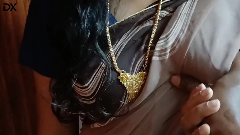 Daizo X production: Desi Bhabi geneukt door Dewar op zijn hondjes