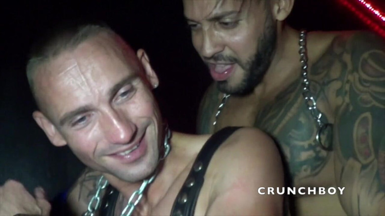 Viktor ROM by Crunchboy: Show porn live wih Viktor Rom and friends