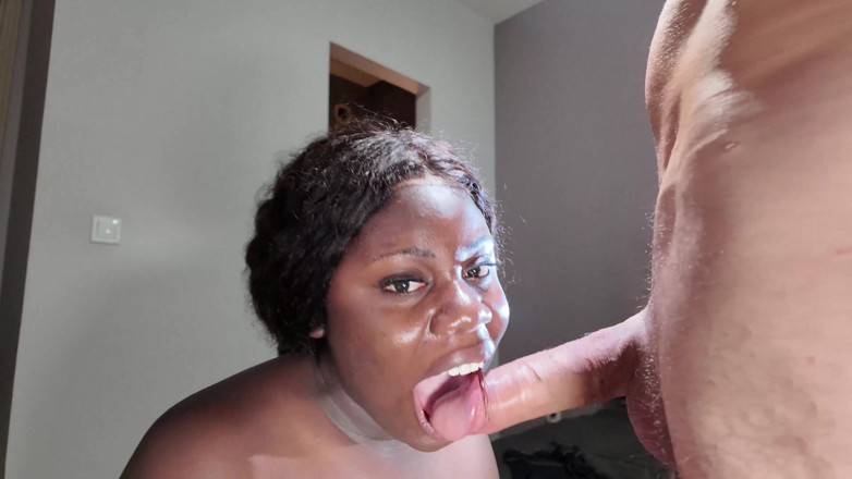 Bam-bulax: Chubby Ebony Blowjob and Cum in Mouth