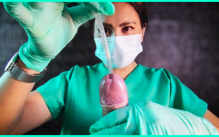 DominaFireOfficial: Infermiera arriva al limite dell'orgasmo rovinato dalla sonda