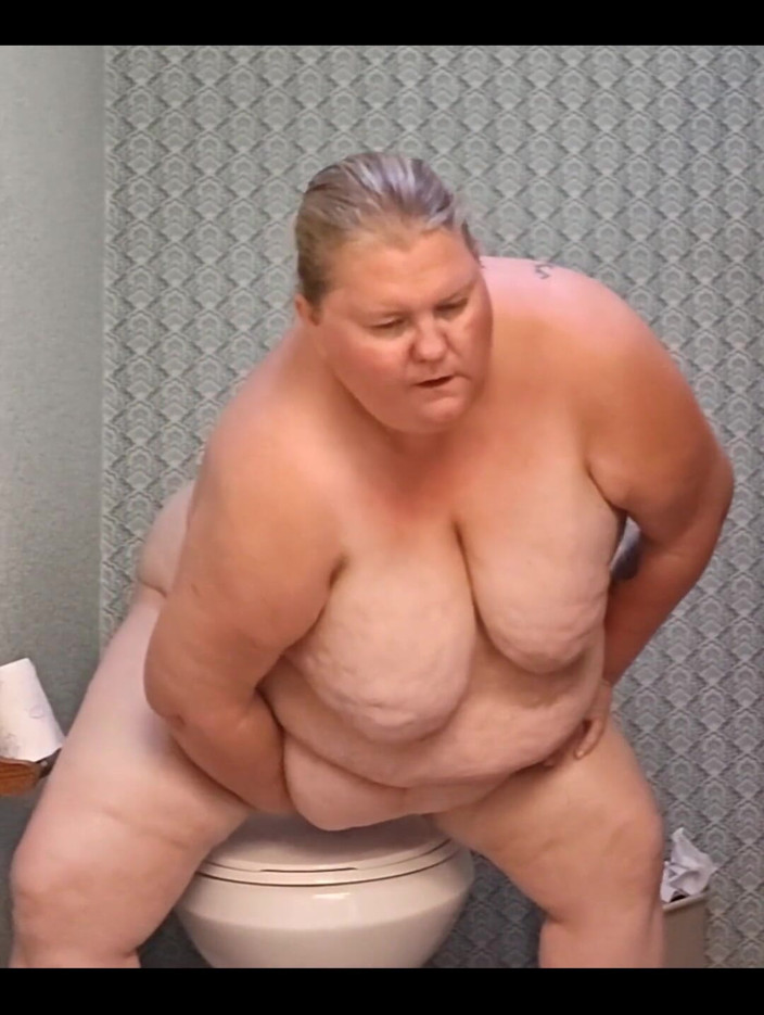 Misssunshinevip: Toilet Solo