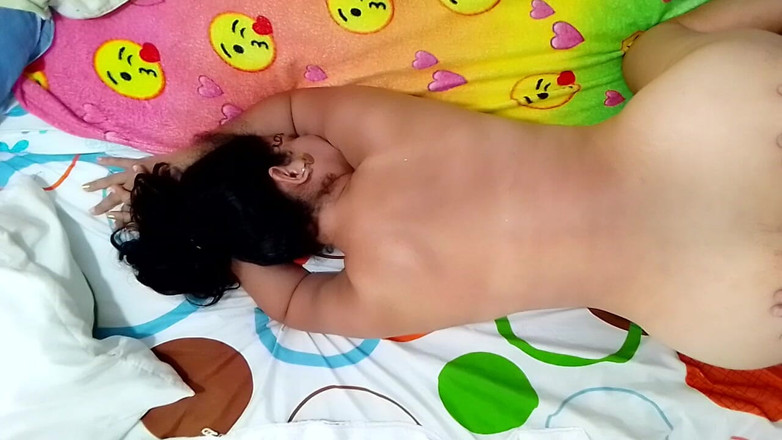 Valkyrie and Luigy Couple: Awek montel Latina solo kembali