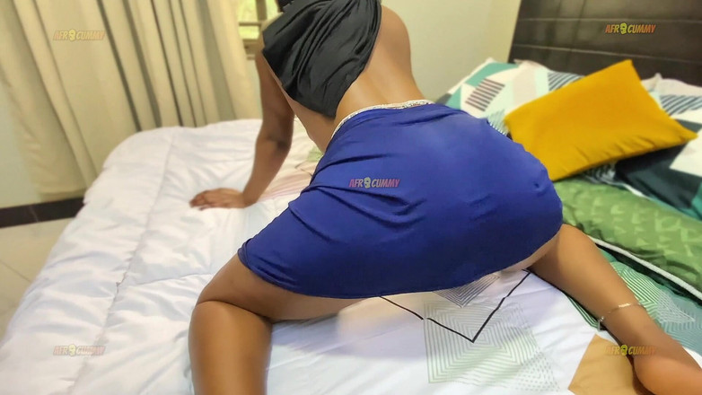 Afrocummy: Click Here to See Multiple Squirting Orgasms on BBC