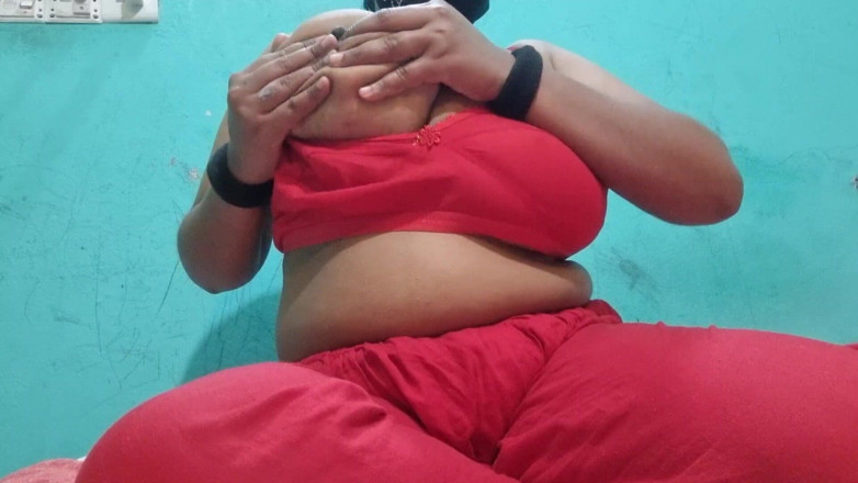 NilaRani693: Sexy moglie amatoriale stuzzica in stile video con punto di...
