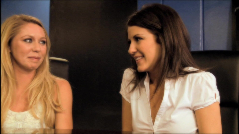 Pervy Studio: 아크릴과 금속 진동 딜도로 캐스팅