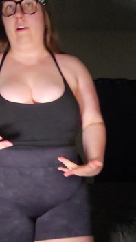 Sports Bra Try-on, Boob Bounce Tests, Naked Twerk Tease