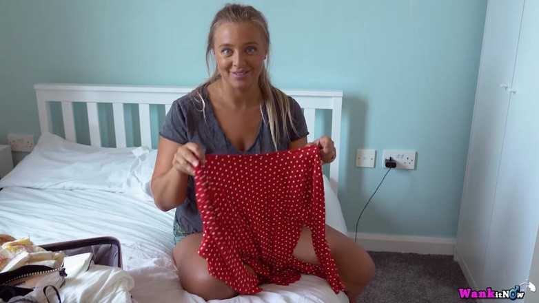 Wank it Now: Beth - Help Me Pack