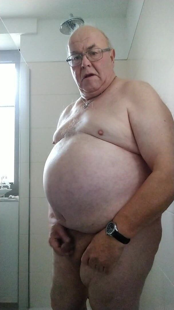 Karlchengeil: Мое развлечение в душе